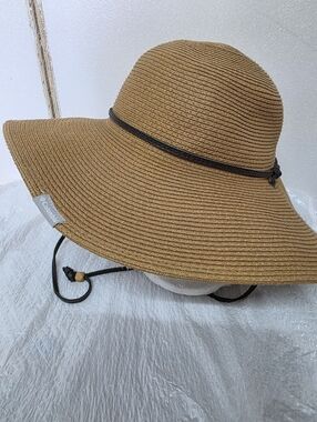 Columbia Women's Wide Brim Sun Hat in Tan with Black Trim